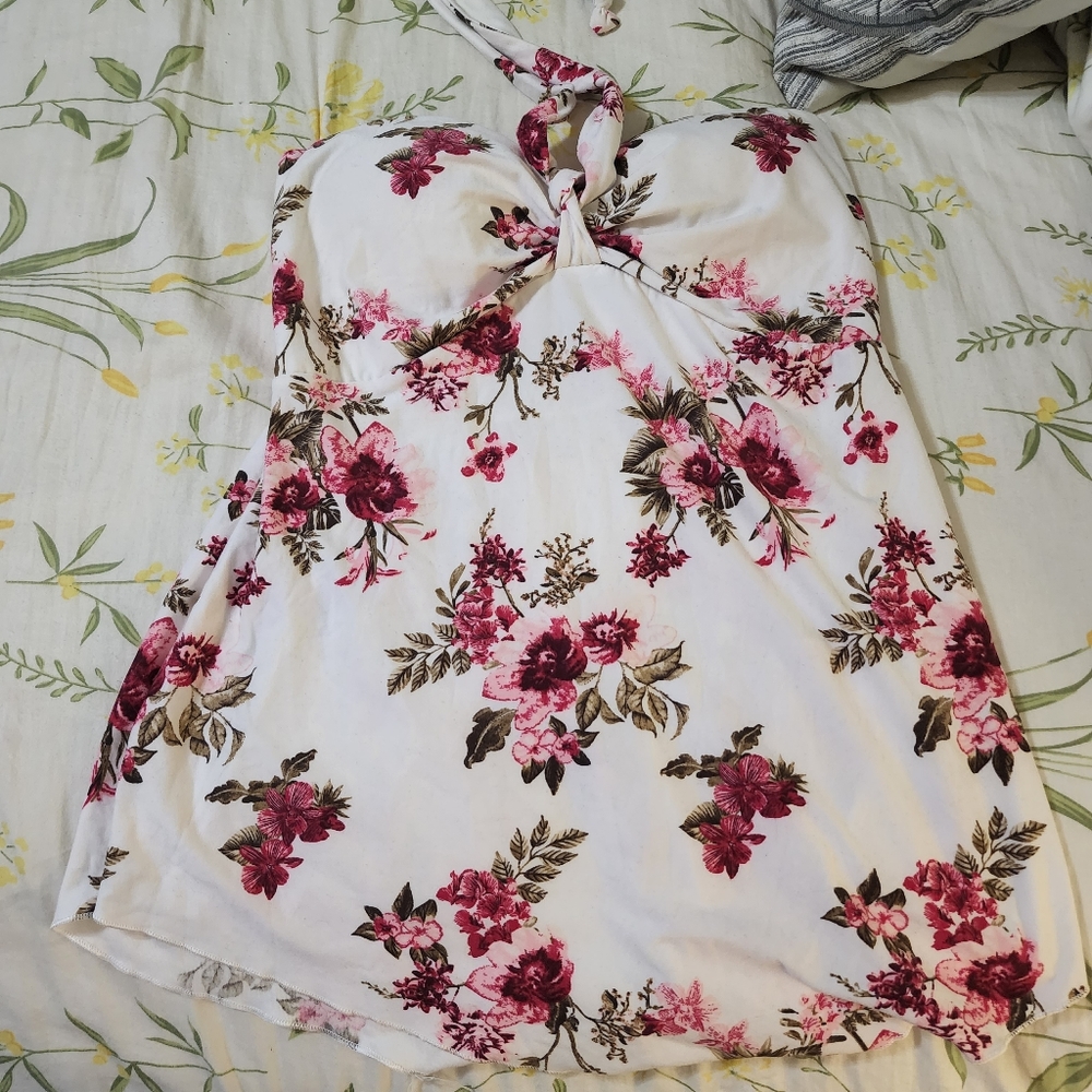 Strapless top